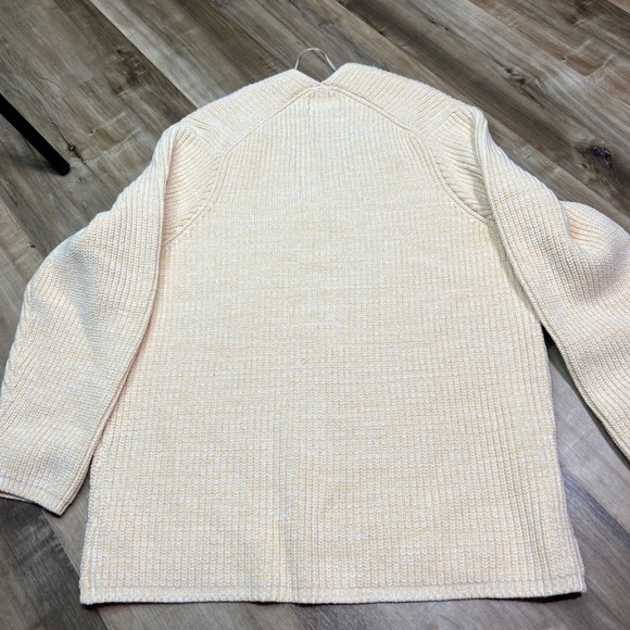 Urban Outfitters Size M Chunky Knit V-Neck Sweater Cream Yellow | Oversized Cozy - Picture 10 of 12
